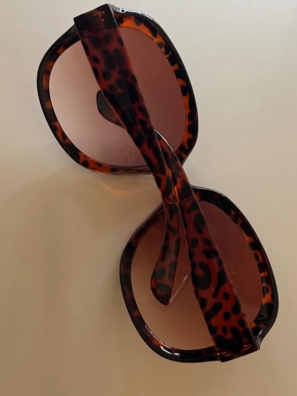 Tortoiseshell Oversized Women’s Sunglasses - Brown Lenses